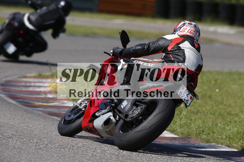 /Archiv-2024/29 12.06.2024 MOTO.CH Track Day ADR/Gruppe gelb/backside